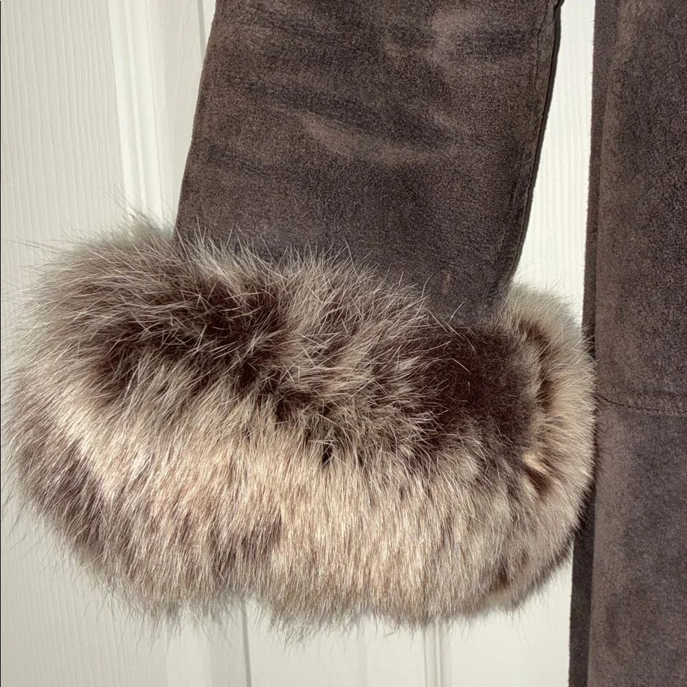 Long Brown Suede Coat with Mink Fur Trim - Women's Size M - Picture 3 of 15